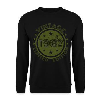 Vintage 1982 82 Birthday Retro Vintage Gift - Unisex Sweatshirt - black - Front - Alina (178cm) & Michal (187cm)
