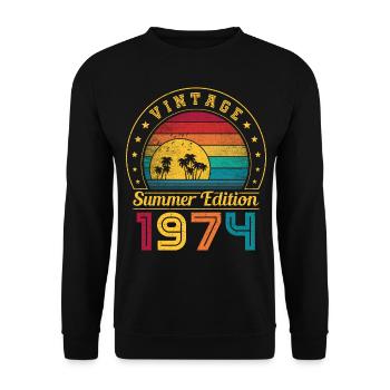 Summer Edition 1974 Geburtstag Jahrgang 1974 Retro - Unisex Pullover - Schwarz - Vorne - Alina (178cm) & Michal (187cm)