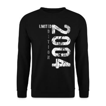 Limited Edition 2004 Birthday Vintage 2004 - Unisex Sweatshirt - black - Front - Alina (178cm) & Michal (187cm)