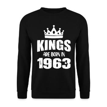 Kings are born in 1963 - Unisex Sweatshirt - black - Front - Alina (178cm) & Michal (187cm)