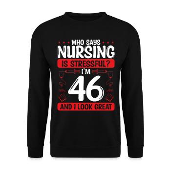 46 Birthday Nurses 46 Years Old Nurse for Work - Unisex Pullover - Schwarz - Vorne - Alina (178cm) & Michal (187cm)