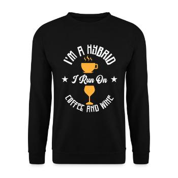 Kaffee Wein Hybrid Alkohol Kaffeesüchtig - Unisex Pullover - Schwarz - Vorne - Alina (178cm) & Michal (187cm)