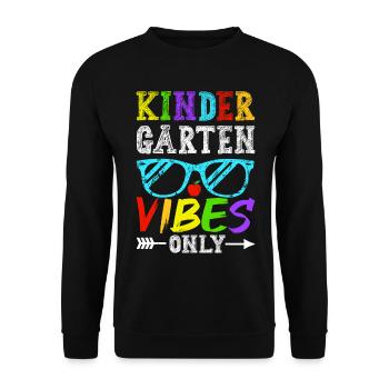 Kindergarten Vibes Only - Unisex Pullover - Schwarz - Vorne - Alina (178cm) & Michal (187cm)