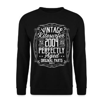 2004 Birthday Kitesurfer Kiteboarding Born in 2004 - Unisex Sweatshirt - black - Front - Alina (178cm) & Michal (187cm)