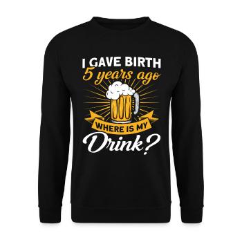 5. Birthday Beer Drink Mother Mom - Unisex Sweatshirt - black - Front - Alina (178cm) & Michal (187cm)