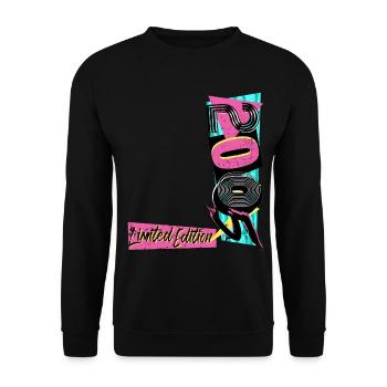 Limited Edition 2005 Baujahr 2005 80er 90er Jahre - Unisex Pullover - Schwarz - Vorne - Alina (178cm) & Michal (187cm)
