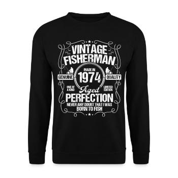 1974 Fishing for Fisherman 1974 Year Born Angler - Unisex Pullover - Schwarz - Vorne - Alina (178cm) & Michal (187cm)