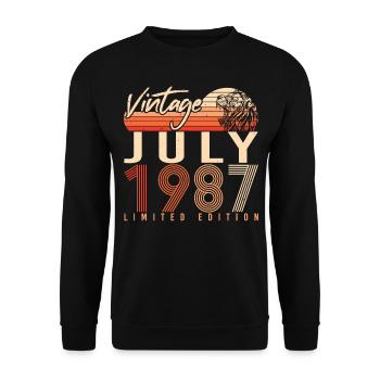 Geburtstagsgruss Für Juli 1987 - Unisex Pullover - Schwarz - Vorne - Alina (178cm) & Michal (187cm)