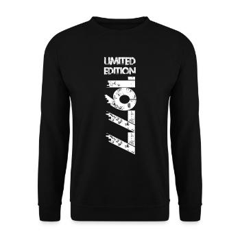 Limited Edition 1997 - Unisex Pullover - Schwarz - Vorne - Alina (178cm) & Michal (187cm)