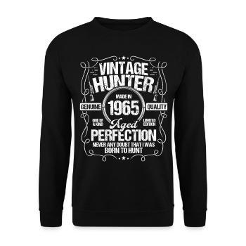 1965 Hunting for Boar Hunter Dog 1965 Year Born - Unisex Pullover - Schwarz - Vorne - Alina (178cm) & Michal (187cm)