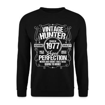 1977 Chasse au chien chasseur de sanglier 1977 Année de naissance - Sweat-shirt Unisexe - noir - Devant - Alina (178cm) & Michal (187cm)