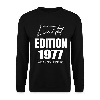 Limited Edition 1977 - Unisex Sweatshirt - black - Front - Alina (178cm) & Michal (187cm)