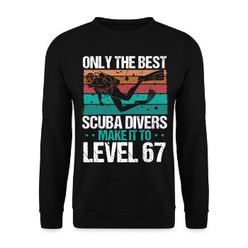 67 Scuba Diving Level 67 Year Diver Snorkeling - Unisex Pullover - Schwarz - Vorne - Alina (178cm) & Michal (187cm)