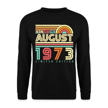 1973 Im August Geschenkidee - Unisex Pullover - Schwarz - Vorne - Alina (178cm) & Michal (187cm)