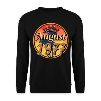 Baujahr 1977 Im August - Unisex Pullover - Schwarz - Vorne - Alina (178cm) & Michal (187cm)