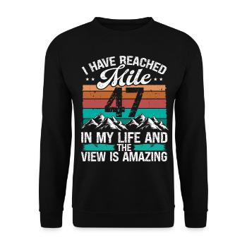 47 Year Old Hiker Mountains Hiking 47 Birthday - Unisex Pullover - Schwarz - Vorne - Alina (178cm) & Michal (187cm)