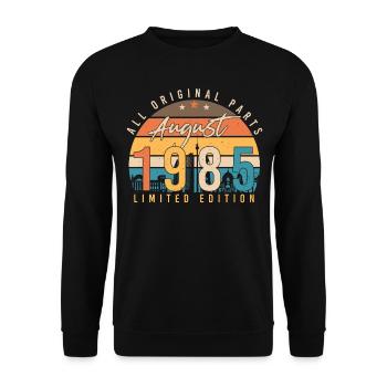 Year of construction 1985 in August - Unisex Sweatshirt - black - Front - Alina (178cm) & Michal (187cm)