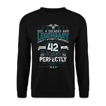 Vintage Légendaire - Vieilli parfaitement 42ème anniversaire - Sweat-shirt Unisexe - noir - Devant - Alina (178cm) & Michal (187cm)