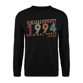 August 1994 Geschenkidee - Unisex Pullover - Schwarz - Vorne - Alina (178cm) & Michal (187cm)