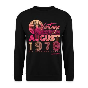 Retro 1978 in August - Unisex Sweatshirt - black - Front - Alina (178cm) & Michal (187cm)