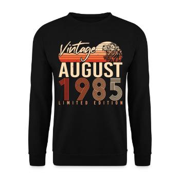 Year of construction 1985 in August - Unisex Sweatshirt - black - Front - Alina (178cm) & Michal (187cm)