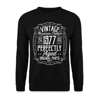 1977 Hiking Mountains Retro Hiker Born in 1977 - Unisex Sweatshirt - black - Front - Alina (178cm) & Michal (187cm)