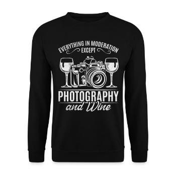 Everything in moderation except photography and wine - Unisex Sweatshirt - black - Front - Alina (178cm) & Michal (187cm)