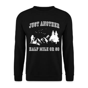 Just Another Half Mile ou plus - Randonnée amusante - Sweat-shirt Unisexe - noir - Devant - Alina (178cm) & Michal (187cm)