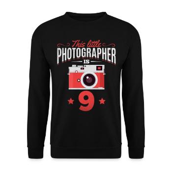 Photographie Ce petit photographe a 9 ans - Sweat-shirt Unisexe - noir - Devant - Alina (178cm) & Michal (187cm)