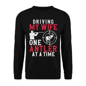 Buck Deer Hunting Hunter Femme - Sweat-shirt Unisexe - noir - Devant - Alina (178cm) & Michal (187cm)