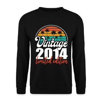 Vintage Birthday Birthday Retro 2014 Limited - Unisex Sweatshirt - black - Front - Alina (178cm) & Michal (187cm)