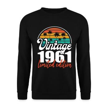 Vintage Birthday Birthday Retro 1961 Limited - Unisex Sweatshirt - black - Front - Alina (178cm) & Michal (187cm)
