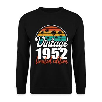 Vintage Birthday Birthday Retro 1952 Limited - Unisex Sweatshirt - black - Front - Alina (178cm) & Michal (187cm)