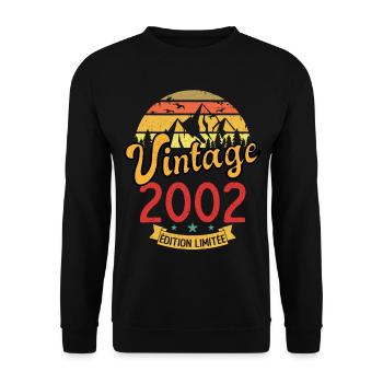 Vintage 2002 Vintage Anniversary Gift Idea 2002 - Unisex Sweatshirt - black - Front - Alina (178cm) & Michal (187cm)