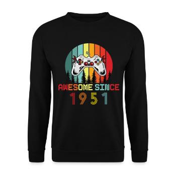 Awesome Since 1951 Birthday 1951 Vintage 1951 - Unisex Sweatshirt - black - Front - Alina (178cm) & Michal (187cm)