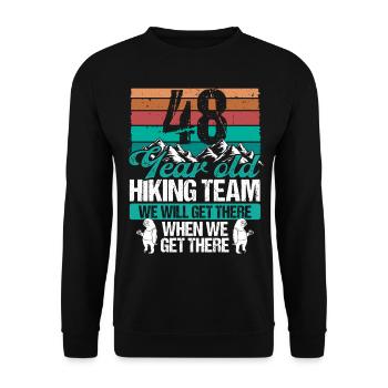 48 Birthday Sloth Hiking Mountains 48 Year Old - Unisex Pullover - Schwarz - Vorne - Alina (178cm) & Michal (187cm)