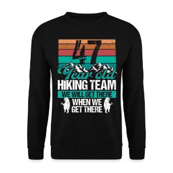 47 Birthday Sloth Hiking Mountains 47 Year Old - Unisex Pullover - Schwarz - Vorne - Alina (178cm) & Michal (187cm)
