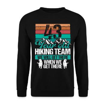 43 Birthday Sloth Hiking Mountains 43 Year Old - Unisex Pullover - Schwarz - Vorne - Alina (178cm) & Michal (187cm)