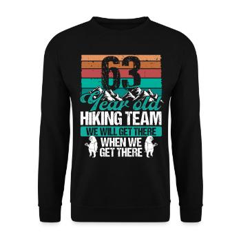 63 Birthday Sloth Hiking Mountains 63 Year Old - Unisex Pullover - Schwarz - Vorne - Alina (178cm) & Michal (187cm)