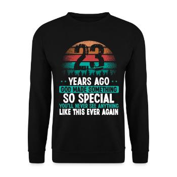 23 Anniversaire Dieu a fait quelque chose de spécial 23 ans - Sweat-shirt Unisexe - noir - Devant - Alina (178cm) & Michal (187cm)