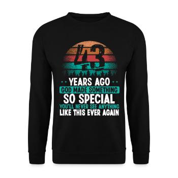 43 Anniversaire Dieu a fait quelque chose de spécial 43 ans - Sweat-shirt Unisexe - noir - Devant - Alina (178cm) & Michal (187cm)