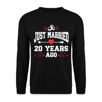 Just Married 20 Years Ago 20th Wedding Anniversary - Unisex Pullover - Schwarz - Vorne - Alina (178cm) & Michal (187cm)