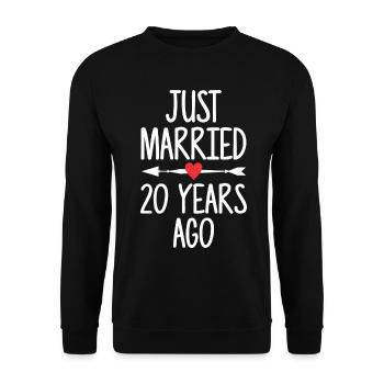 Je viens de me marier il y a 20 ans 20e anniversaire de mariage - Sweat-shirt Unisexe - noir - Devant - Alina (178cm) & Michal (187cm)