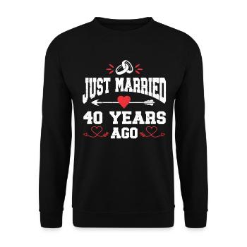 Je viens de me marier il y a 40 ans 40e anniversaire de mariage - Sweat-shirt Unisexe - noir - Devant - Alina (178cm) & Michal (187cm)