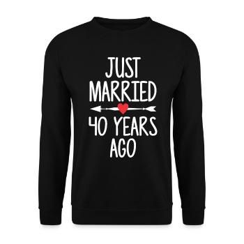 Je viens de me marier il y a 40 ans 40e anniversaire de mariage - Sweat-shirt Unisexe - noir - Devant - Alina (178cm) & Michal (187cm)
