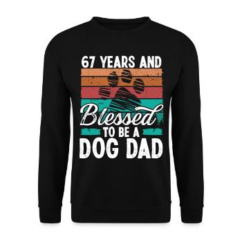 67 Year Old Dog Dad 67 Birthday Retro Dog Father - Unisex Pullover - Schwarz - Vorne - Alina (178cm) & Michal (187cm)