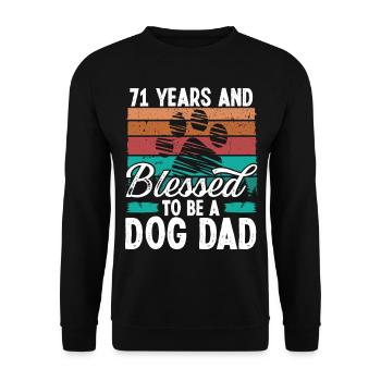 71 Year Old Dog Dad 71 Birthday Retro Dog Father - Unisex Sweatshirt - black - Front - Alina (178cm) & Michal (187cm)