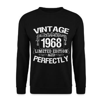 1968 Limited Edition | Jahrgang 1968 perfekt gealtert - Unisex Pullover - Schwarz - Vorne - Alina (178cm) & Michal (187cm)