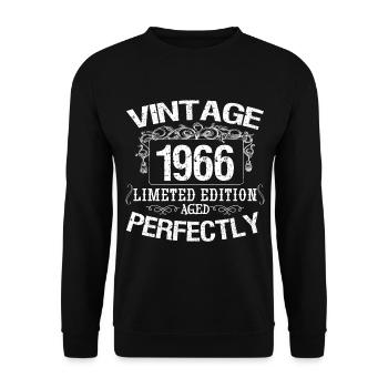 1966 Limited Edition | Vintage 1966 aged perfectly - Sweat-shirt Unisexe - noir - Devant - Alina (178cm) & Michal (187cm)