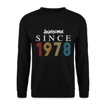 Awesome Since 1979 Birthday 1979 Vintage 1979 - Unisex Sweatshirt - black - Front - Alina (178cm) & Michal (187cm)
